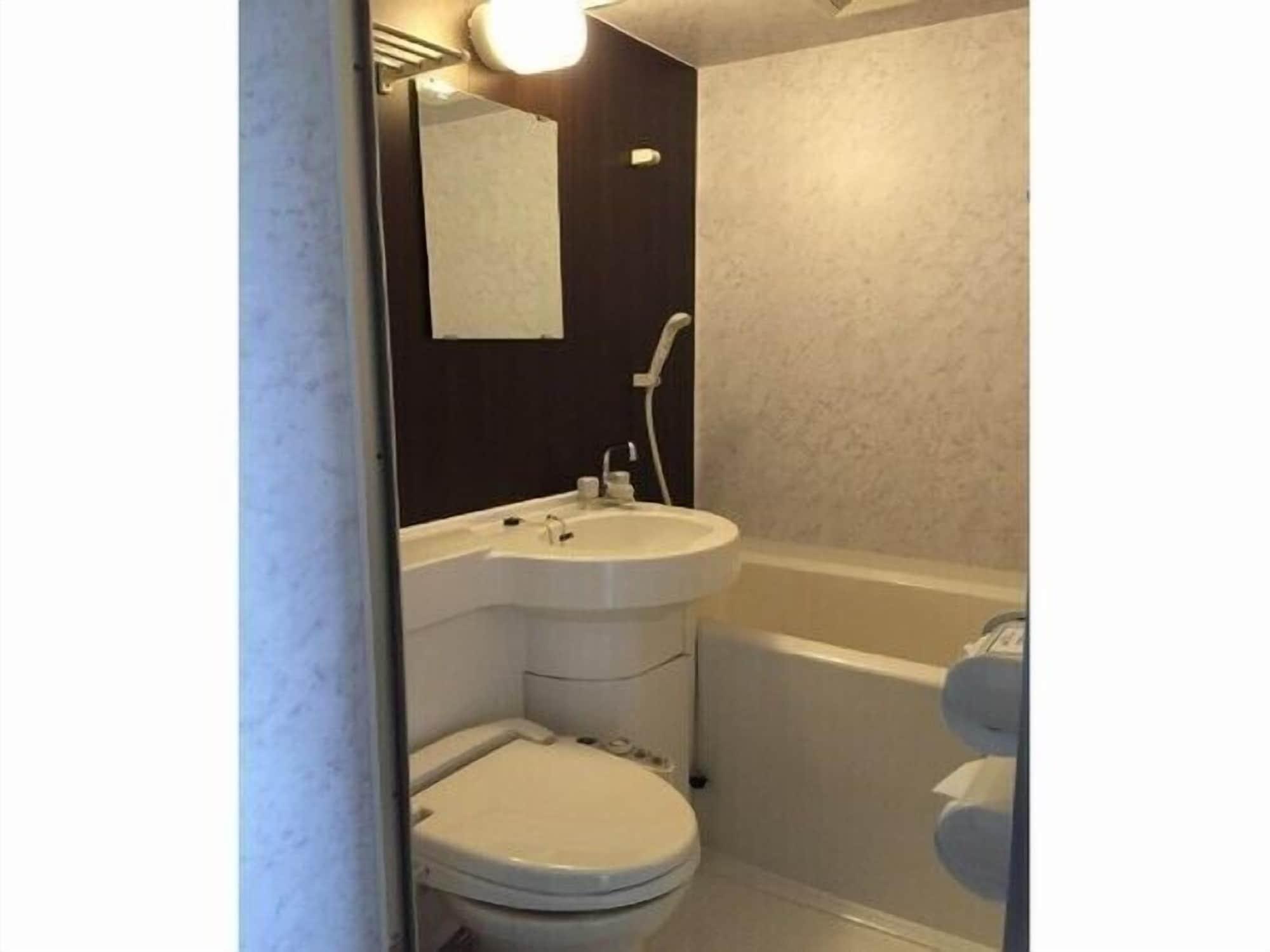 Hotel Livemax Budget Саґаміхара Екстер'єр фото