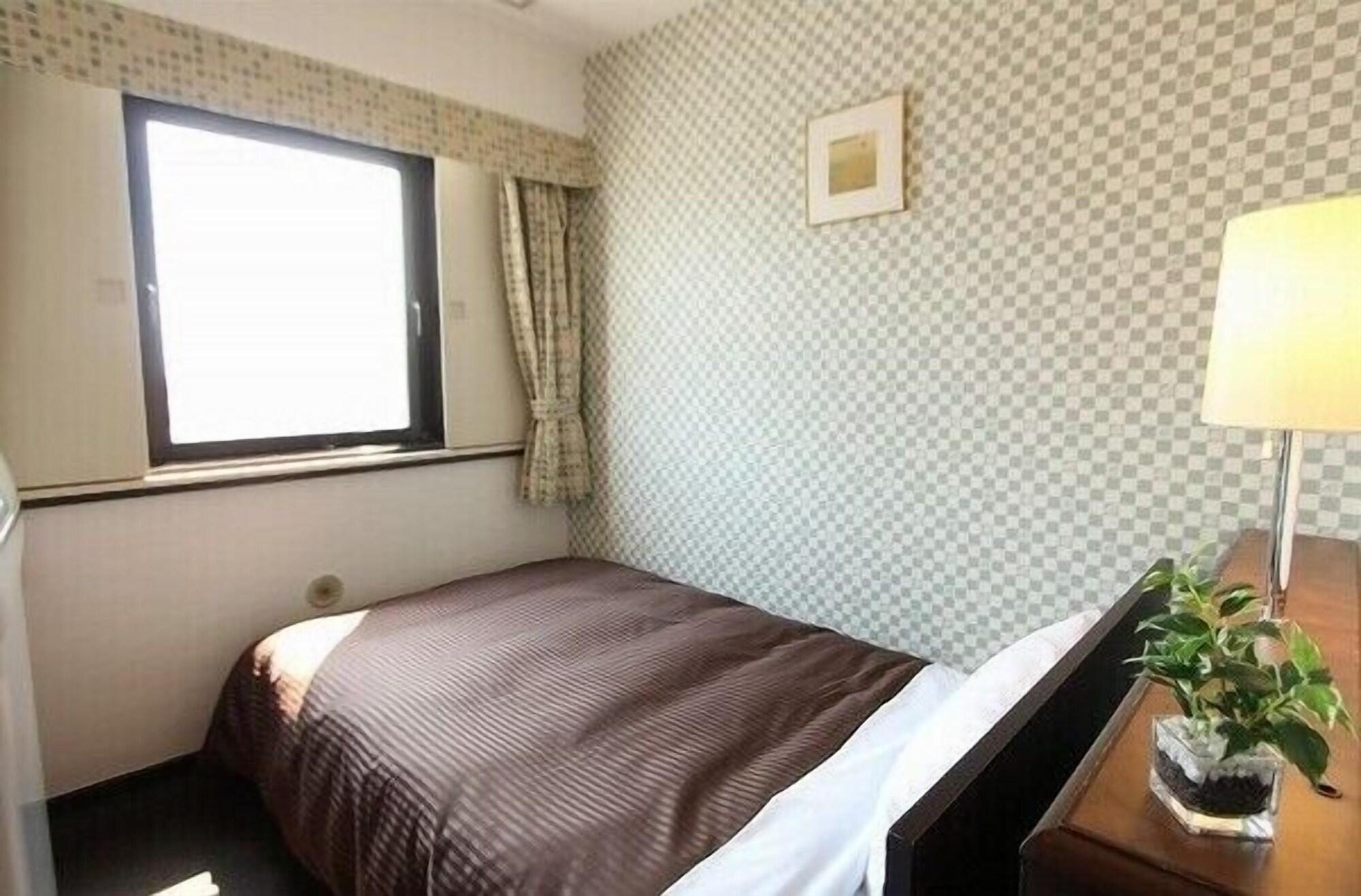 Hotel Livemax Budget Саґаміхара Екстер'єр фото