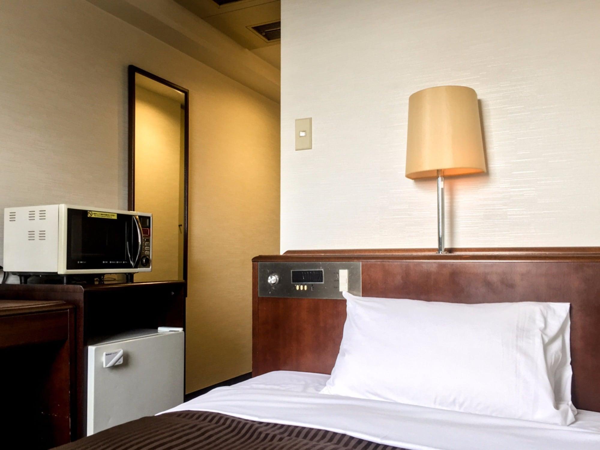 Hotel Livemax Budget Саґаміхара Екстер'єр фото