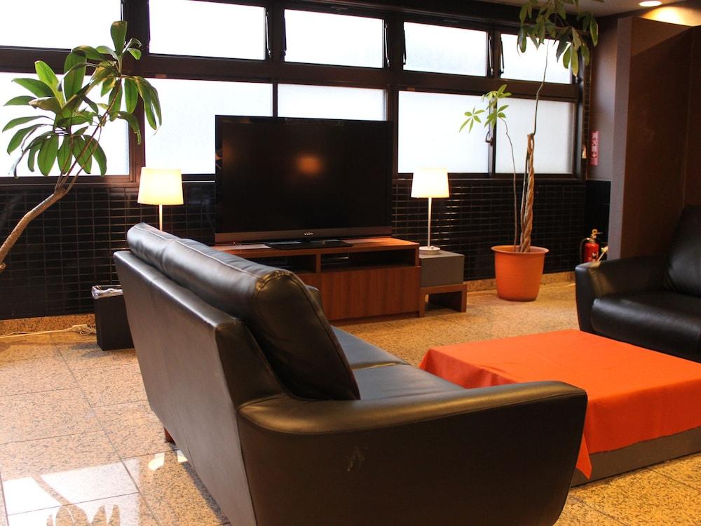 Hotel Livemax Budget Саґаміхара Екстер'єр фото