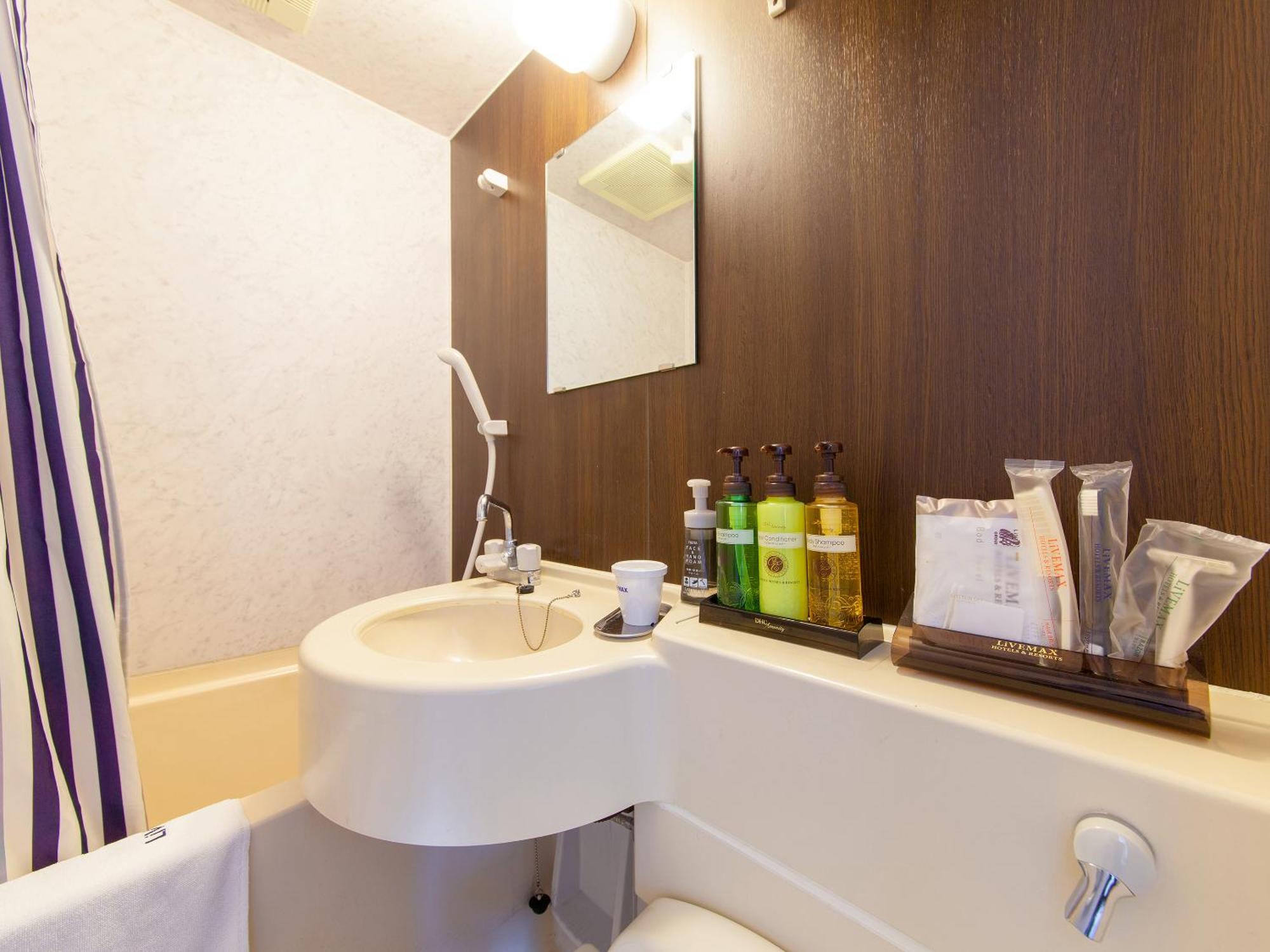 Hotel Livemax Budget Саґаміхара Екстер'єр фото